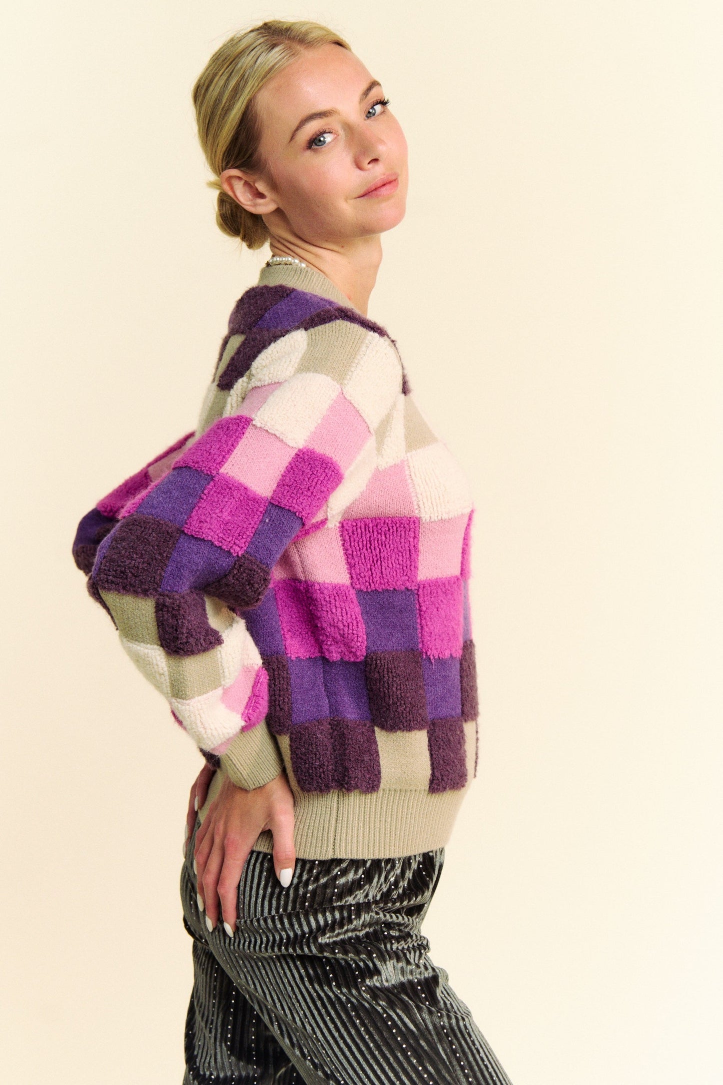 Davi & Dani Checkered Round Neck Long Sleeve Sweater Trendsi