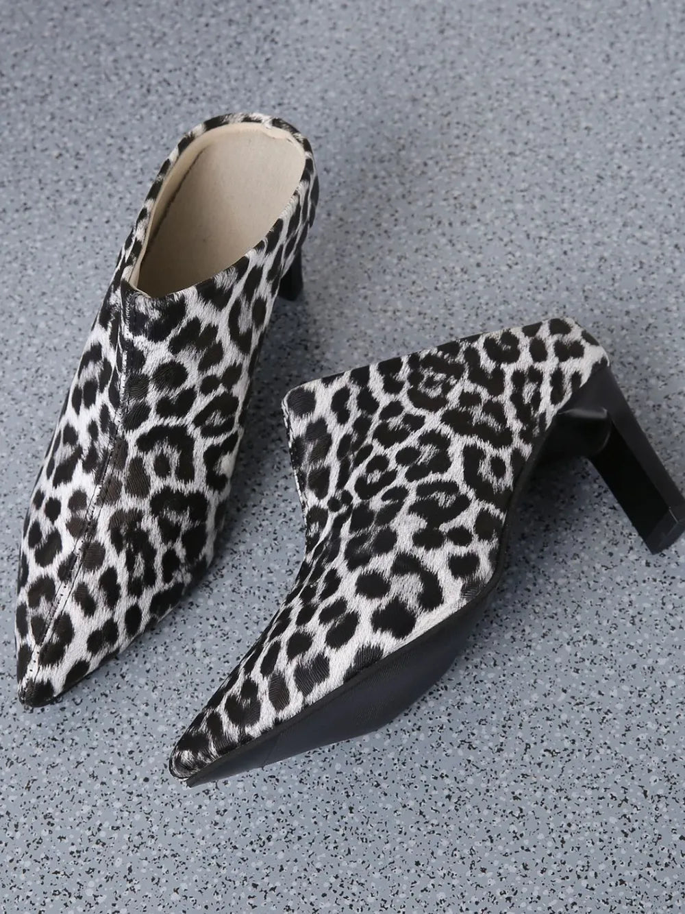PU Leather Leopard Point Toe Pumps Trendsi