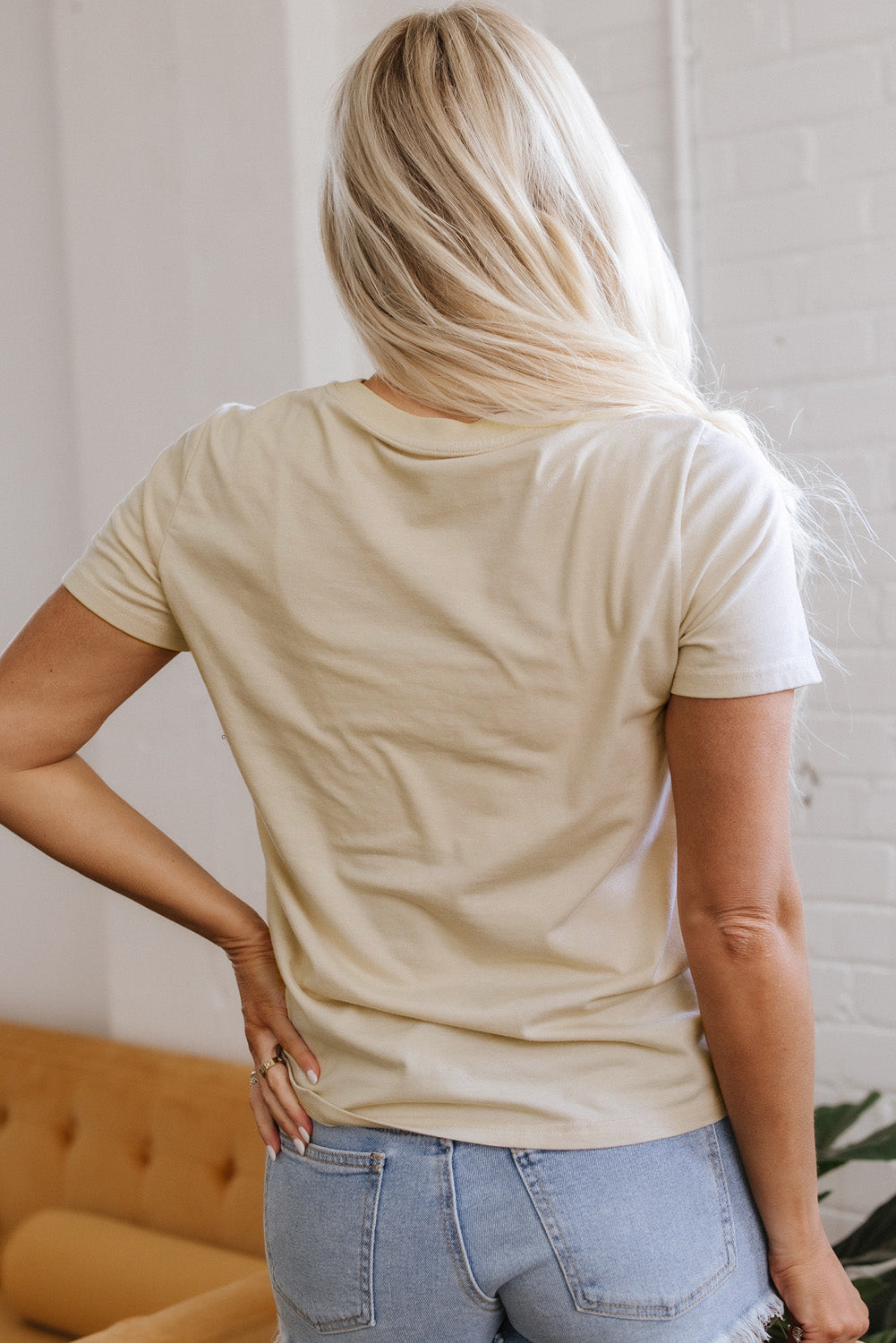 LIVE YOUR BEST LIFE Crew Neck Western Graphic TeeĀ DAME BOHEME