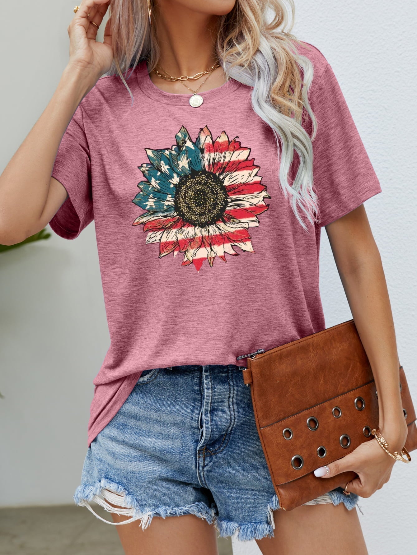 US Flag Flower Graphic Tee DAME BOHEME