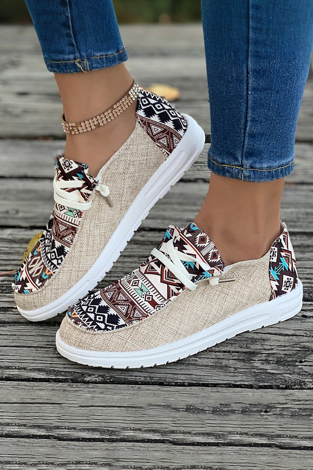 Bailee Vintage Aztec Lace-up Flat Shoes DAME BOHEME