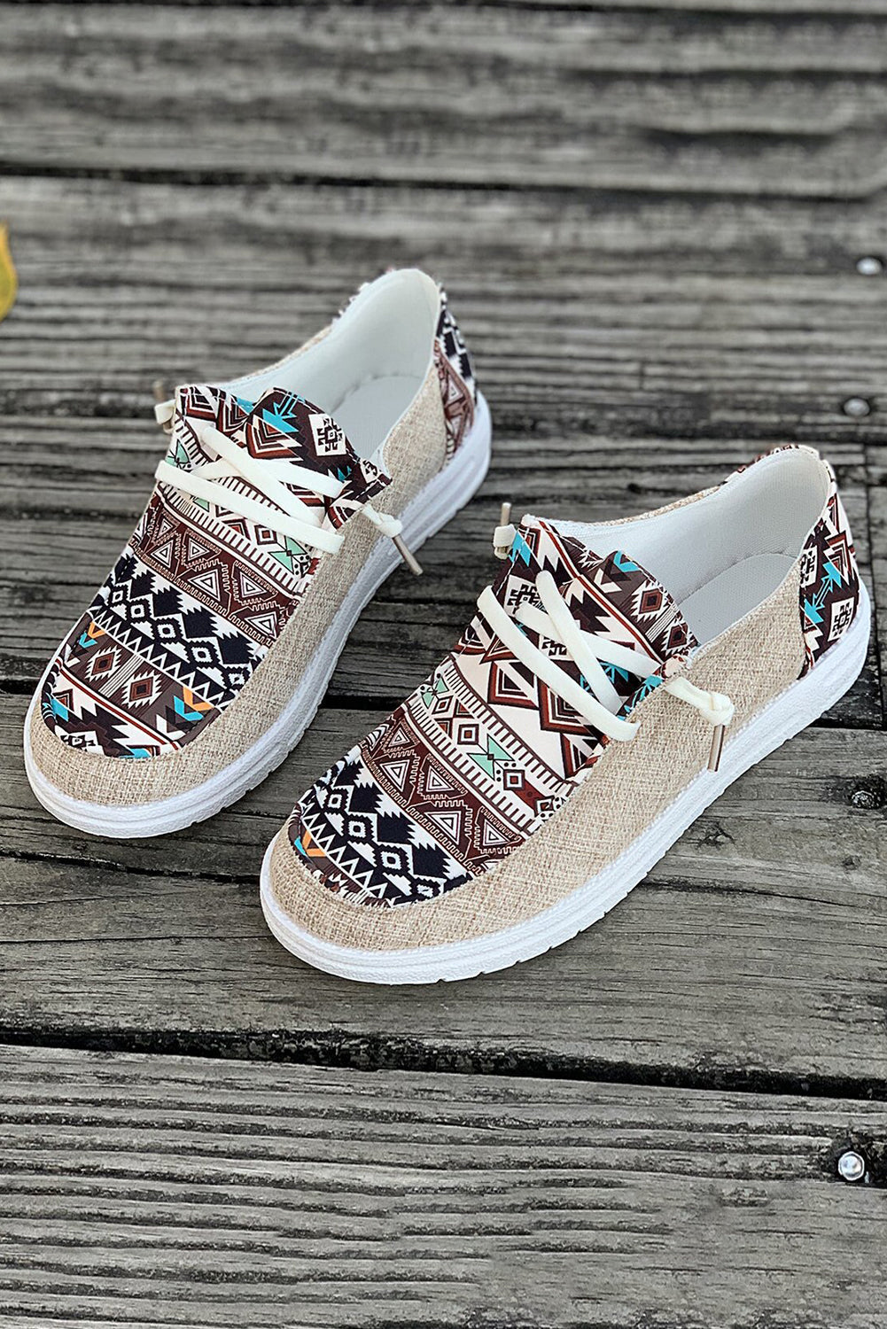 Bailee Vintage Aztec Lace-up Flat Shoes DAME BOHEME