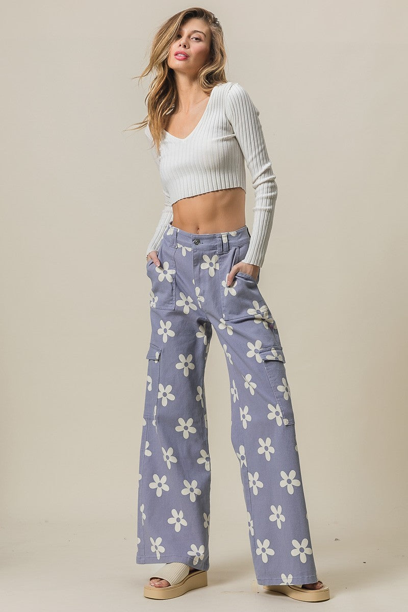 BiBi Flower Printed Side Pocket Wide Cargo Pants Trendsi