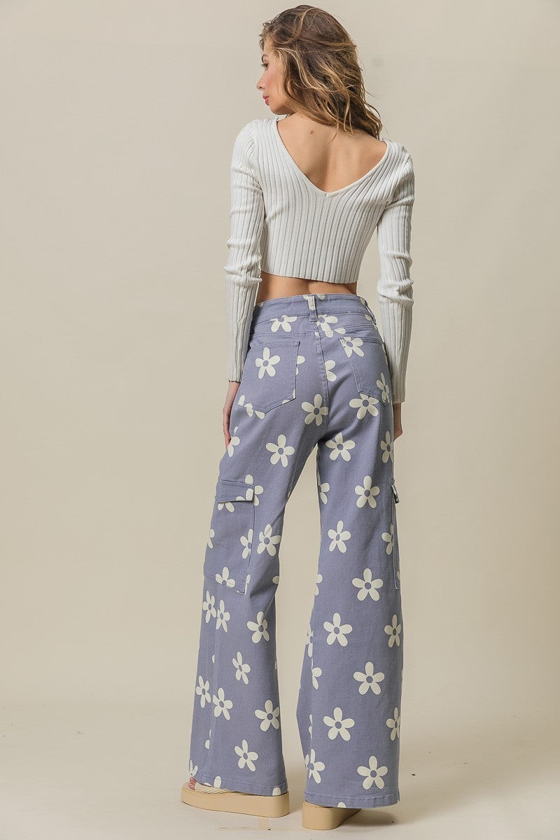 BiBi Flower Printed Side Pocket Wide Cargo Pants Trendsi
