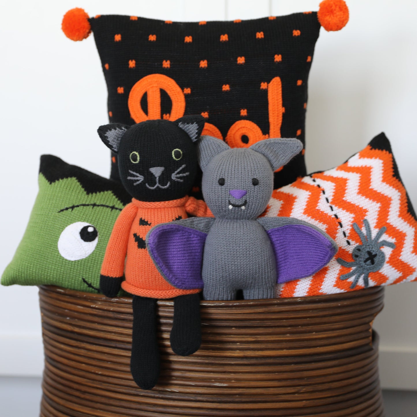 Boo 10" Pillow DAME BOHEME