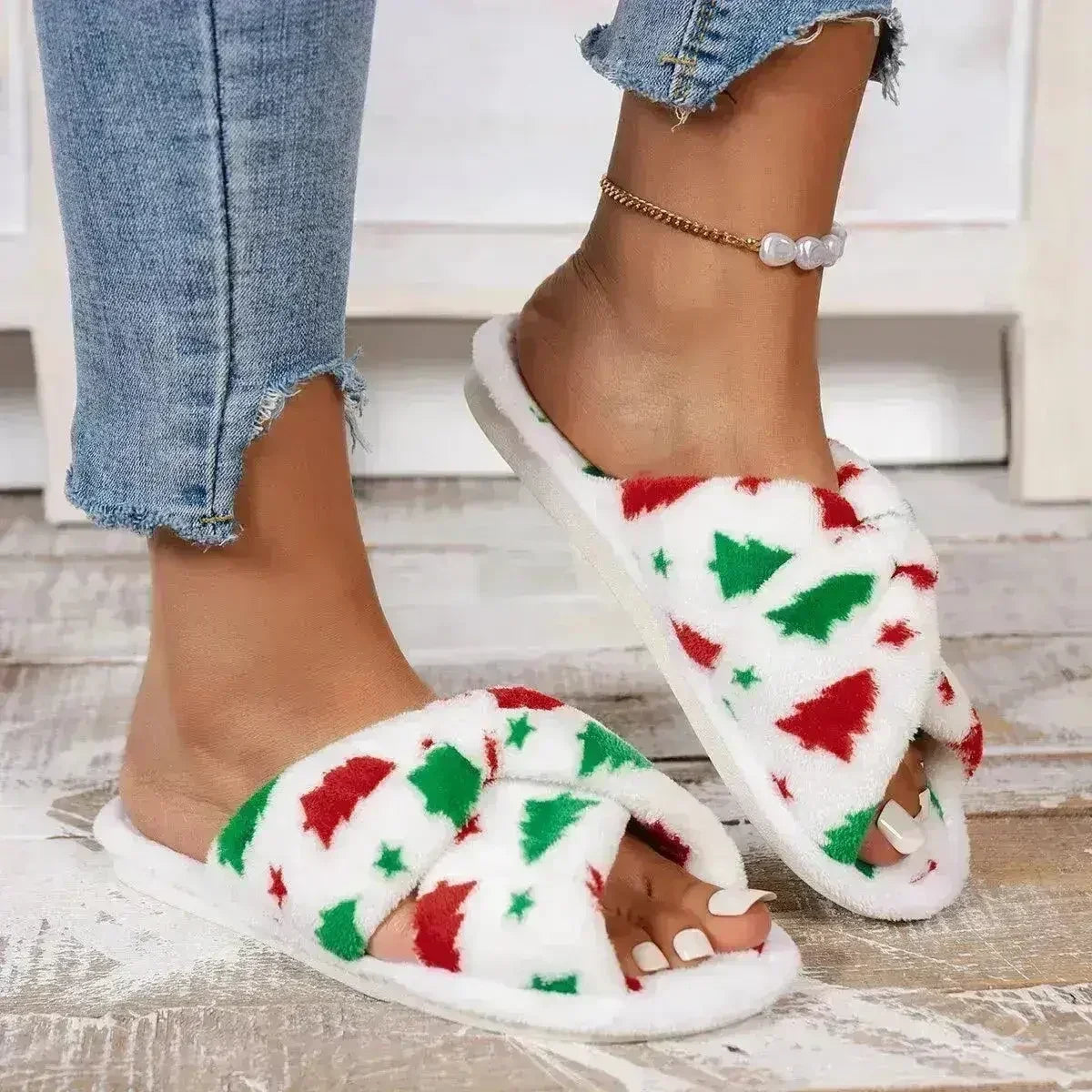 Christmas Tree Pattern Furry Bedroom SlippersΒ DAME BOHEME