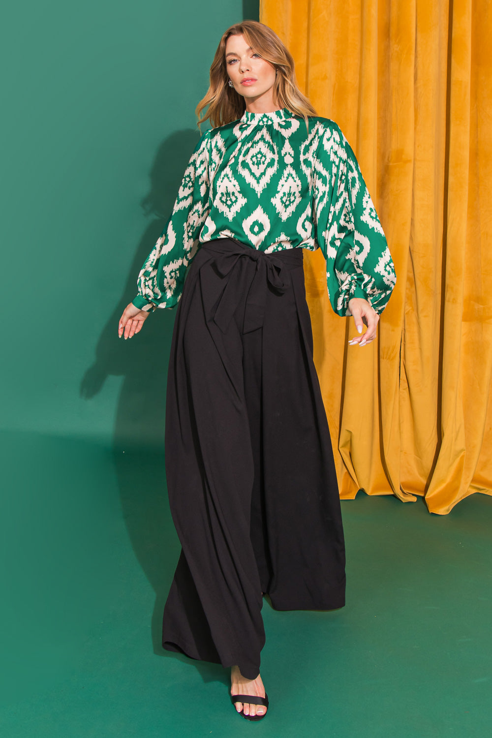 JUST WHAT YOU NEED WOVEN TOP DAME BOHEME