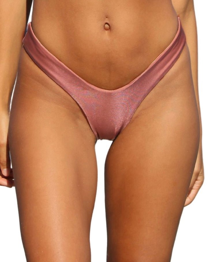 MYKONOS HIGH LEG LOW RISE BOTTOM DAME BOHEME