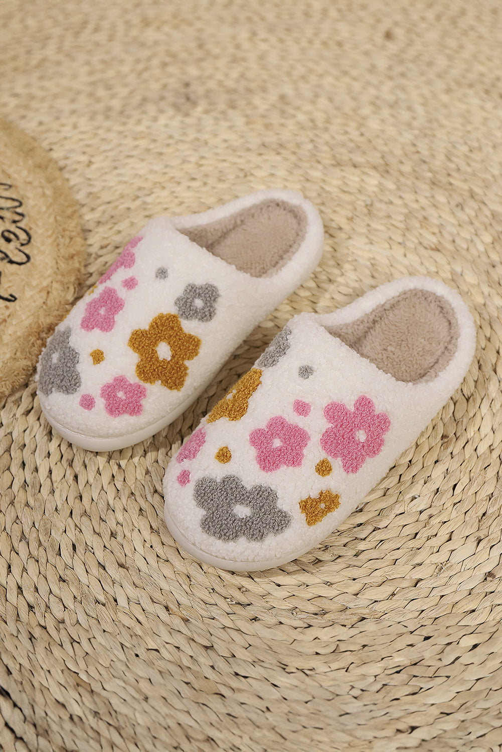 White Floral Fuzzy Winter Slippers  DAME BOHEME