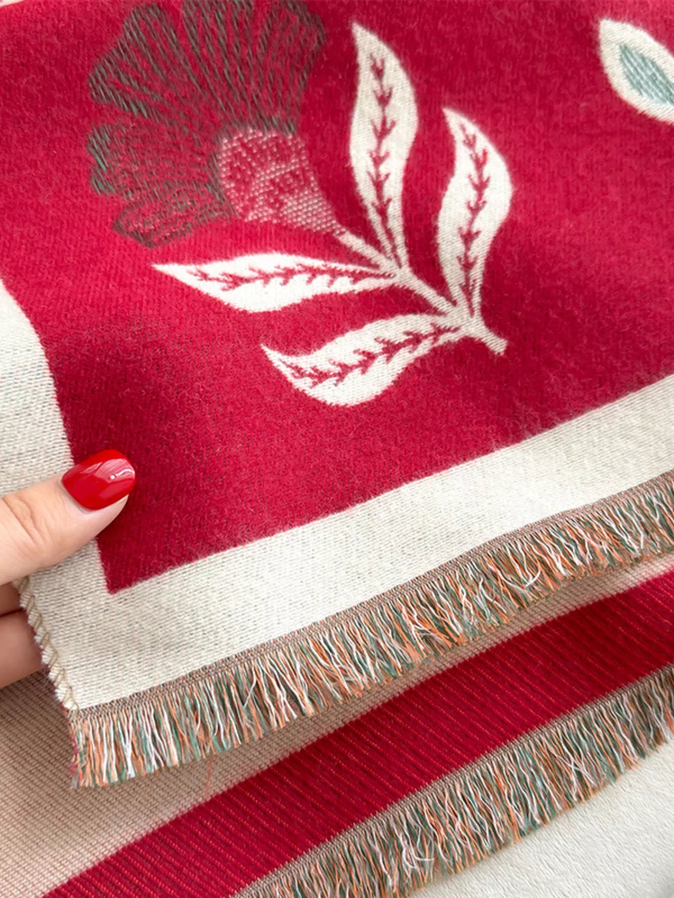 Printed Raw Hem Shawl  DAME BOHEME