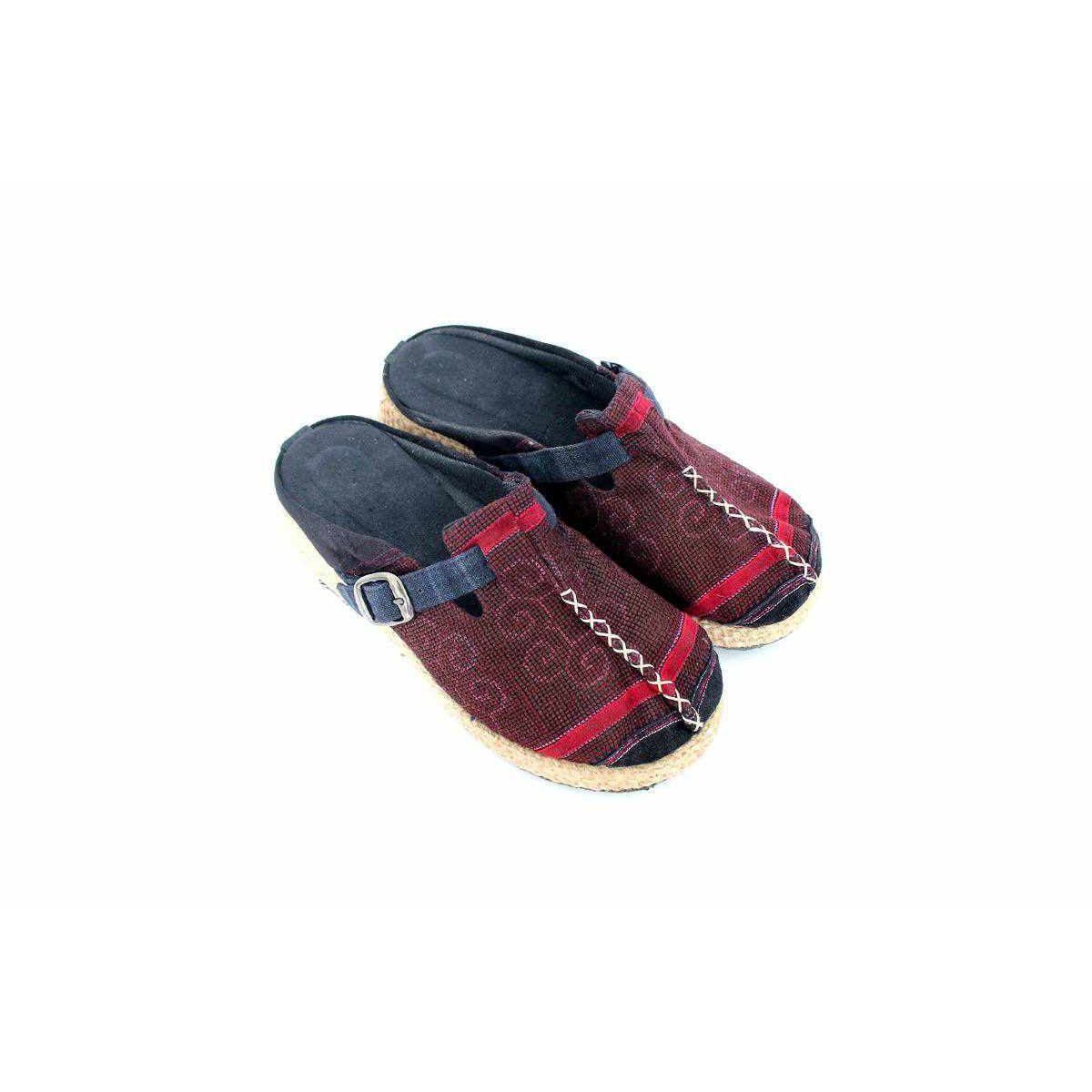 Vintage Hmong Textile Boho Upcycled Slip On Shoes - Thailand  DAME BOHEME