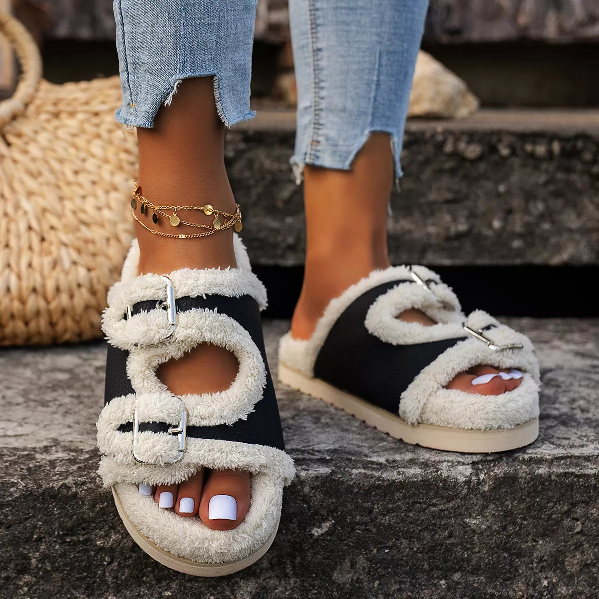 Buckle Decor Plush Lined Platform Slippers  DAME BOHEME