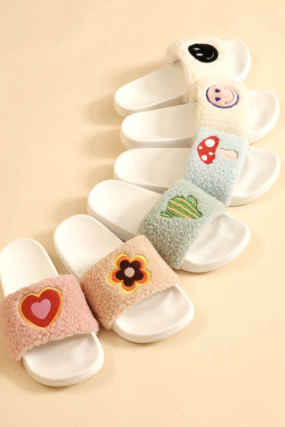 Novelty Sherpa Slides  DAME BOHEME