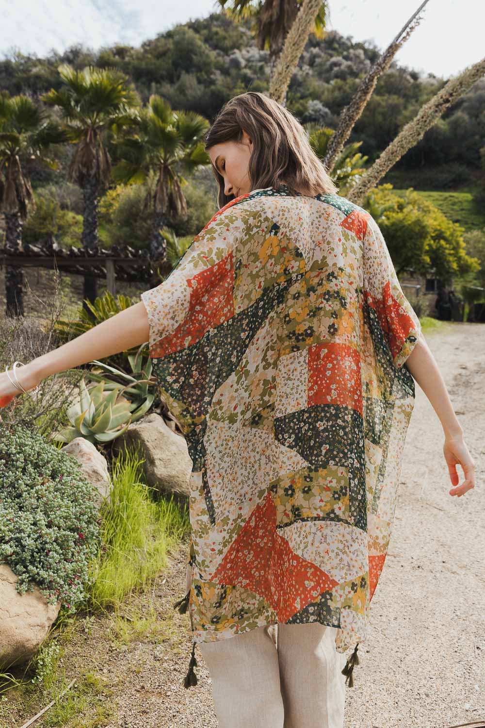 Allover Floral Patchwork Print Kimono Leto Accessories