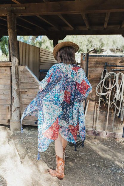 Allover Floral Patchwork Print Kimono Leto Accessories
