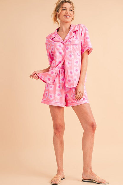 Flower Pattern Collar Top and Shorts 2-piece Pajamas Set SHEWIN INC.