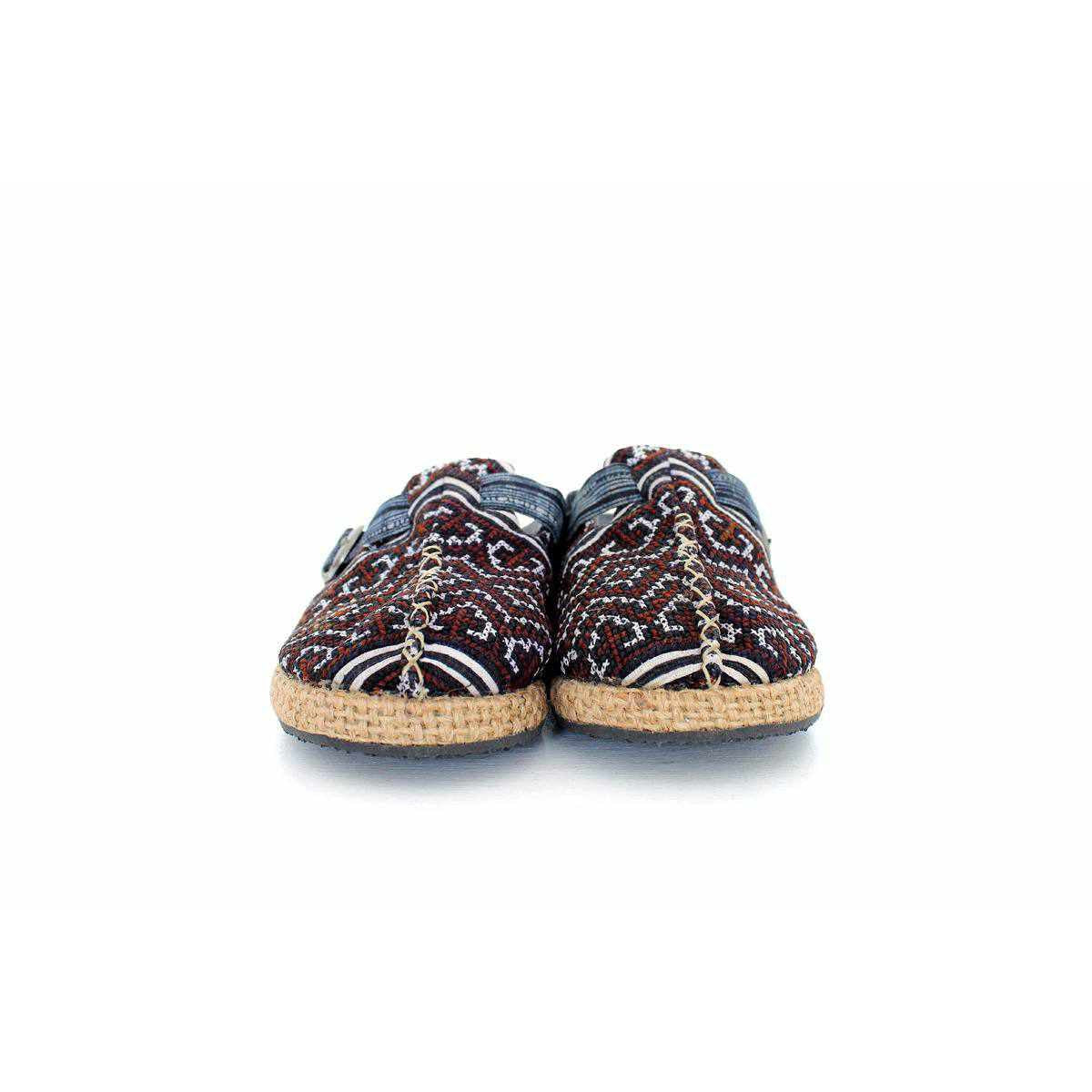 Vintage Hmong Textile Boho Upcycled Slip On Shoes - Thailand  DAME BOHEME