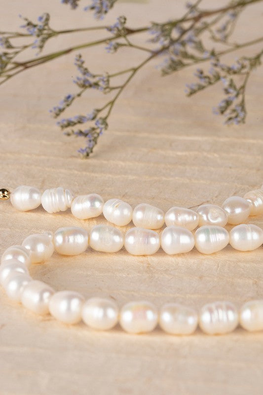 Small-Size Natural Pearl Bracelet and Necklace Set