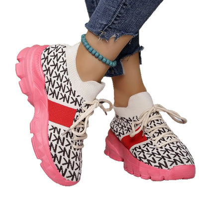 Round Toe Lace Up Sneakers  DAME BOHEME