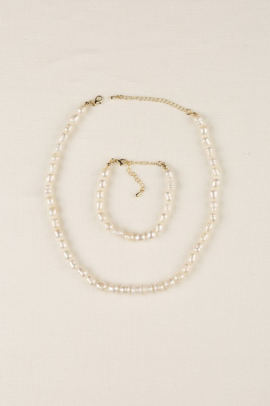 Mid-Size Natural Pearl Bracelet and Necklace Set