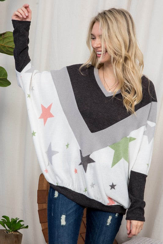 Cozy Star Prints Color Block Oversized Top - Plus Size