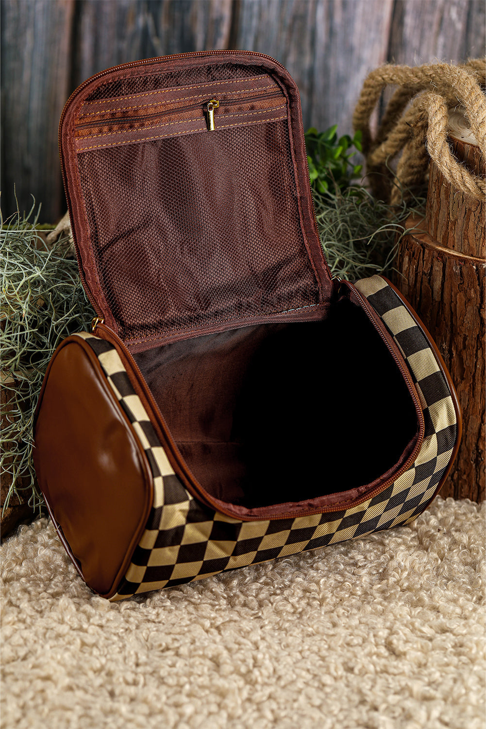 Black Checkered Zipper Makeup Bag  DAME BOHEME