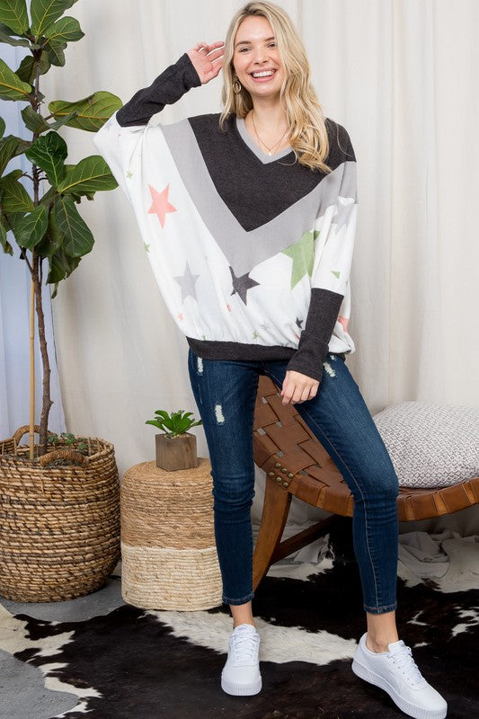 Cozy Star Prints Color Block Oversized Top - Plus Size