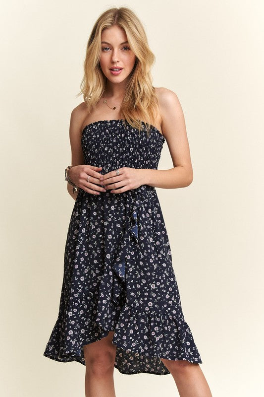 ADORA Smocked Floral Tube Dress with Pockets Trendsi