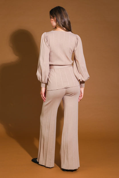 SMILE WHEN YOUR SAD WITH SWEATER TOP AND PANT SET  DAME BOHEME