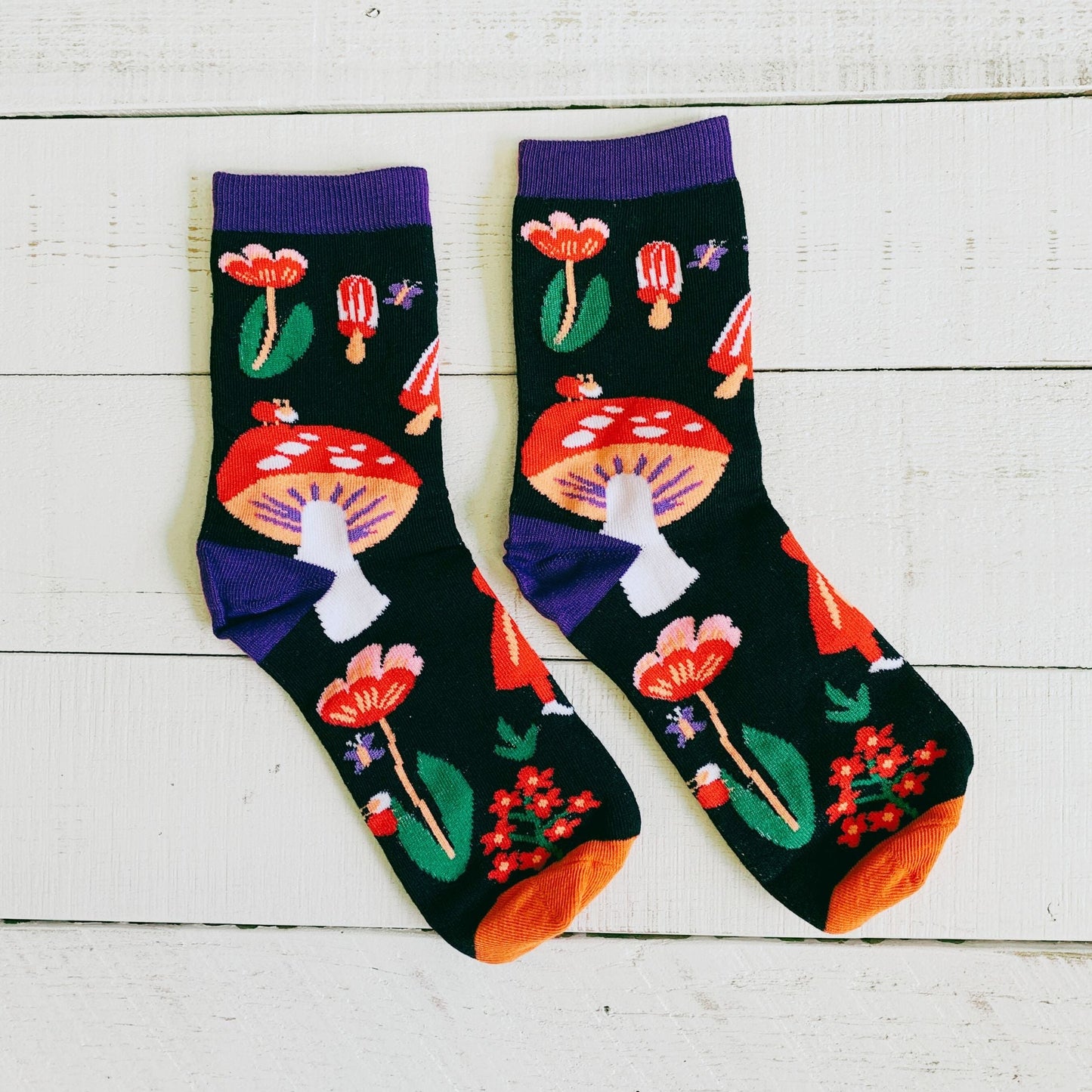 Amanita Trippy Mushroom Black Cotton Crew Socks  DAME BOHEME