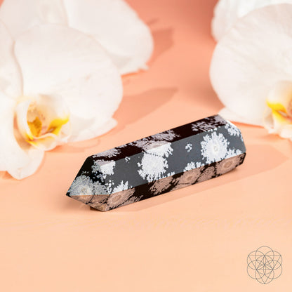 Spiritual Bodyguard - Snowflake Obsidian Point  DAME BOHEME