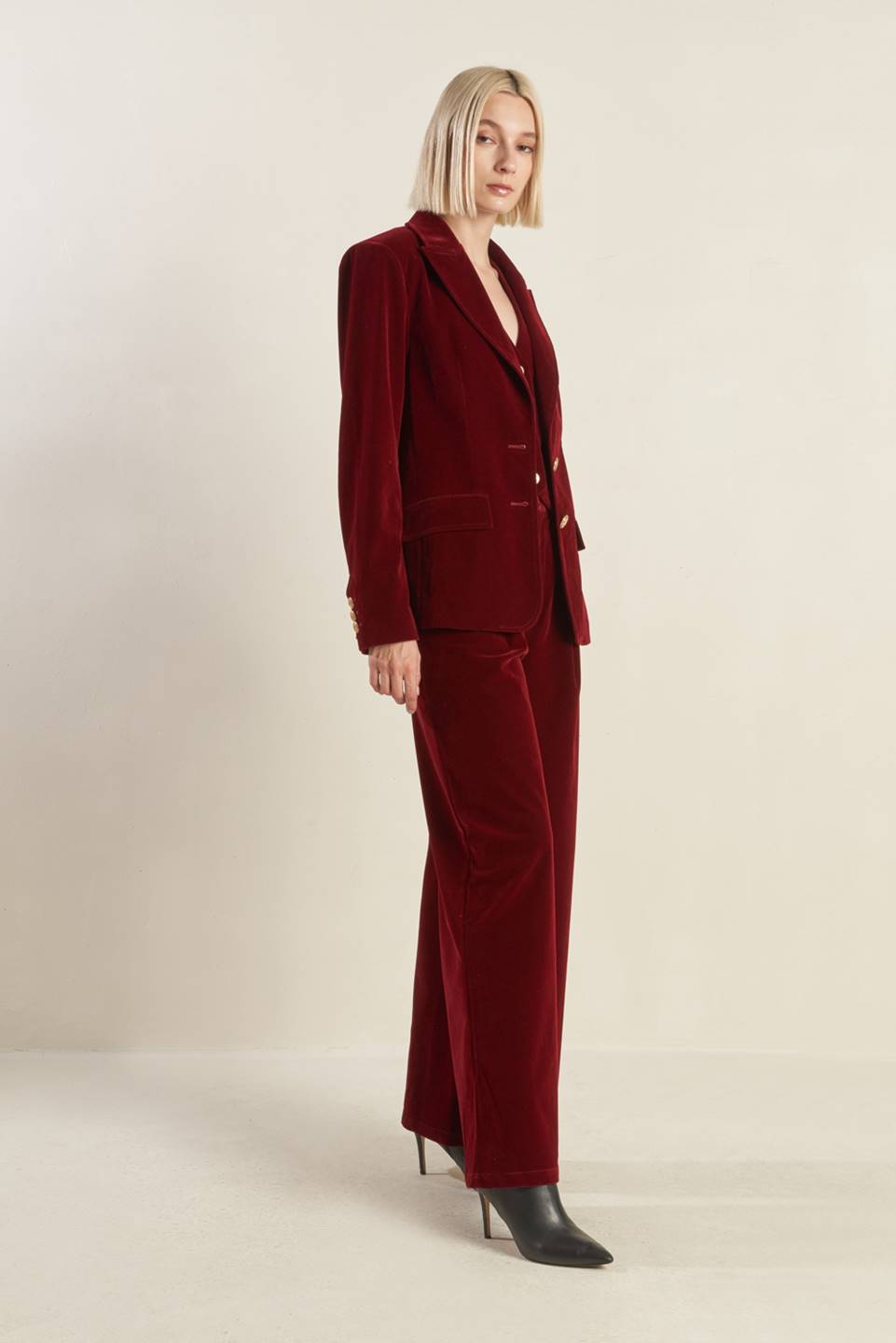COY CHARM VELVET BLAZER  DAME BOHEME