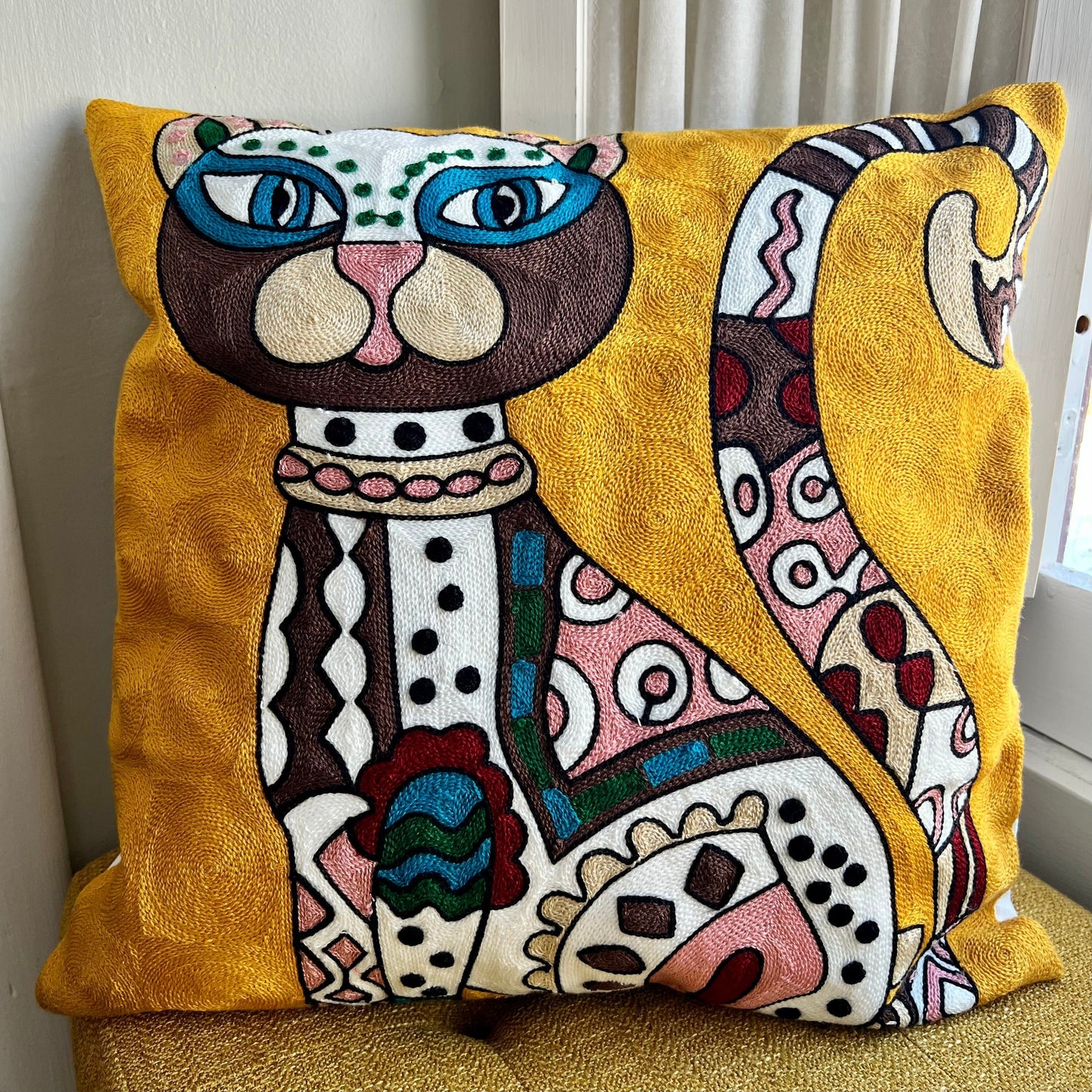 Gold Abstract Art Inspired Cat | Embroidered Pillow Cover  DAME BOHEME