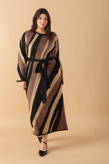 PUT ON A SMILE MIDI SWEATER DRESS  DAME BOHEME