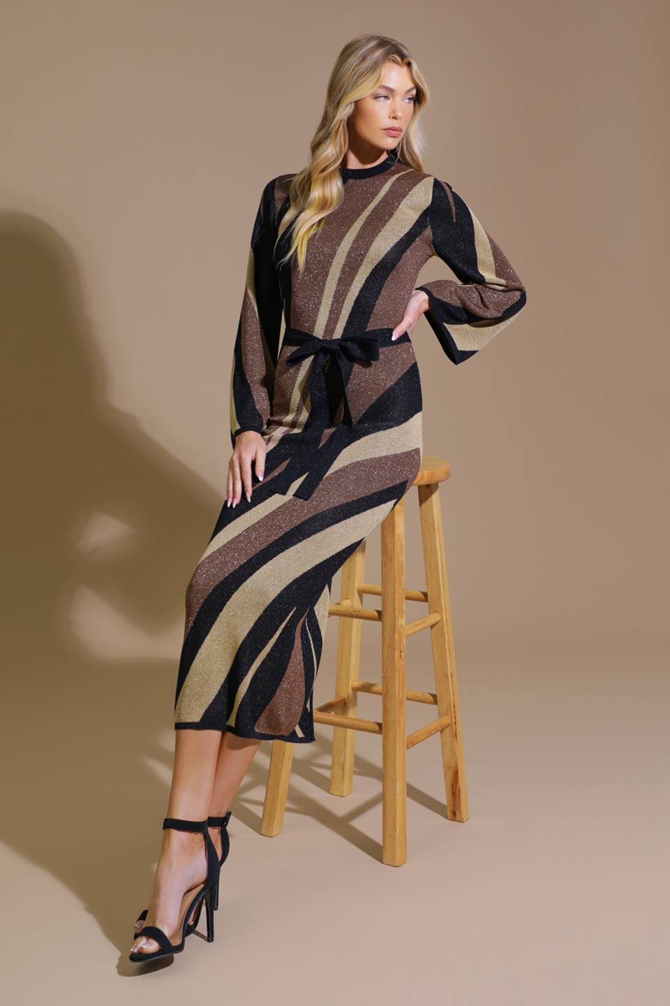 PUT ON A SMILE MIDI SWEATER DRESS  DAME BOHEME