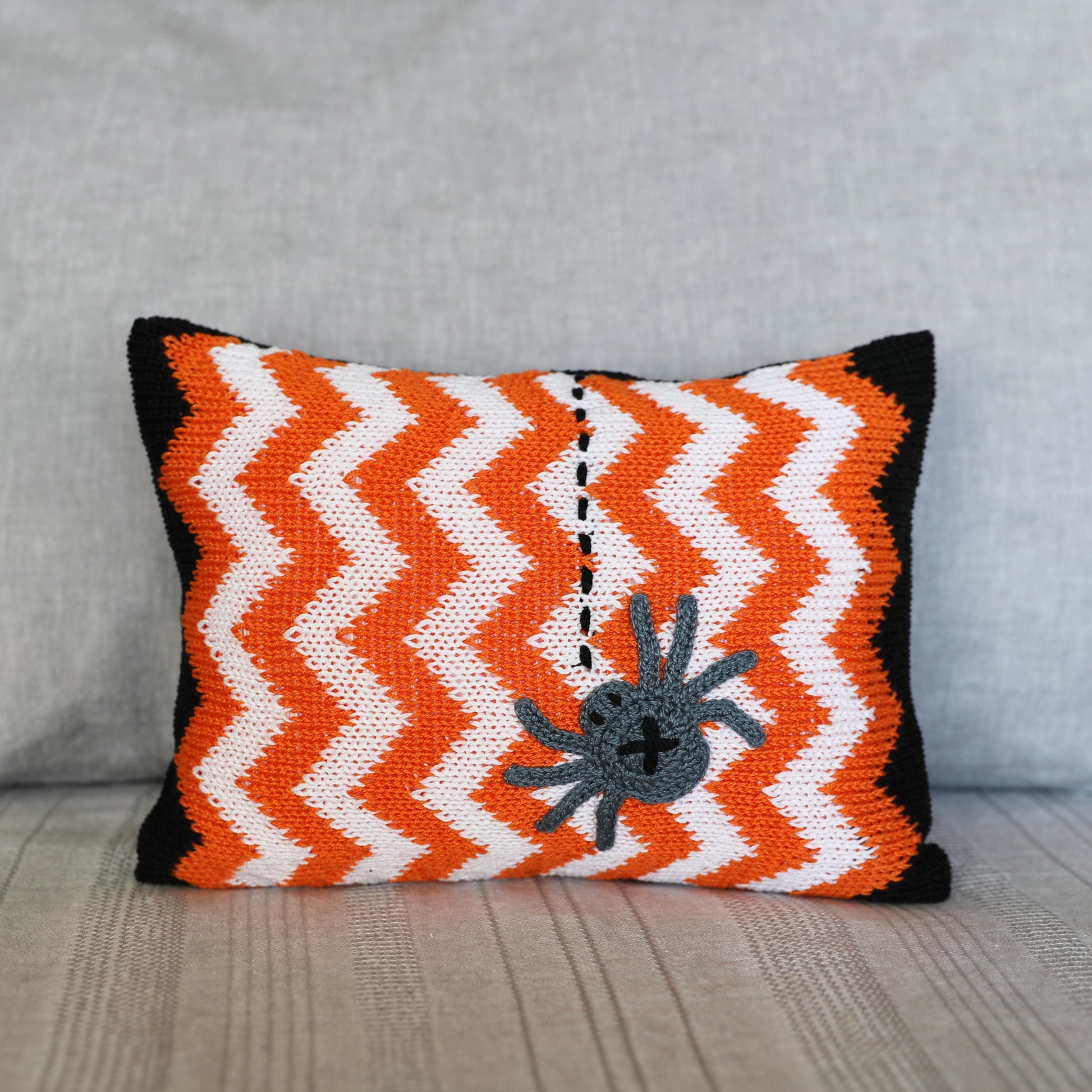Spider Mini Pillow  DAME BOHEME