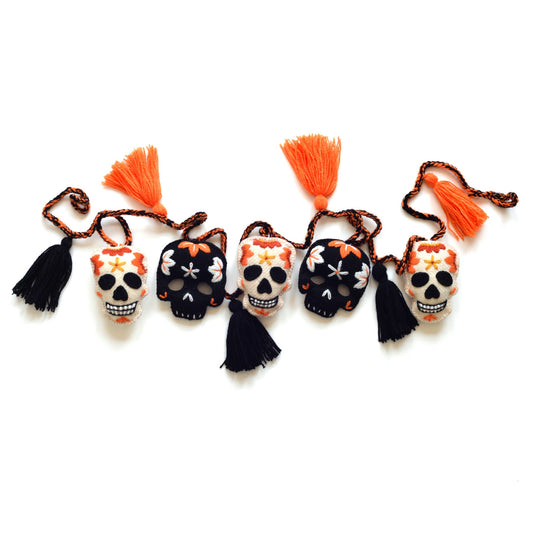 Skull Halloween Garland  DAME BOHEME