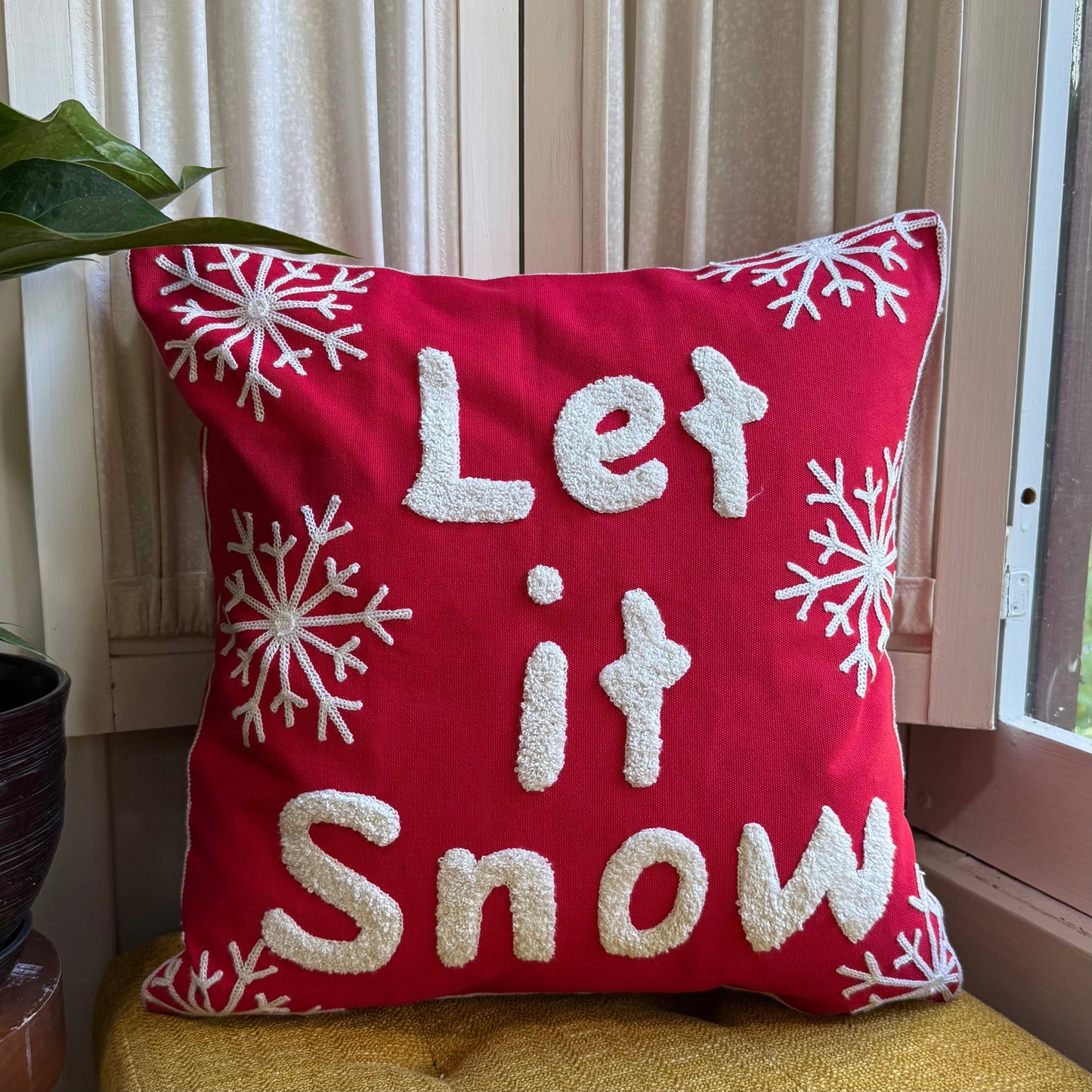 Red and White “Let it Snow” Embroidered Pillow Cover  DAME BOHEME