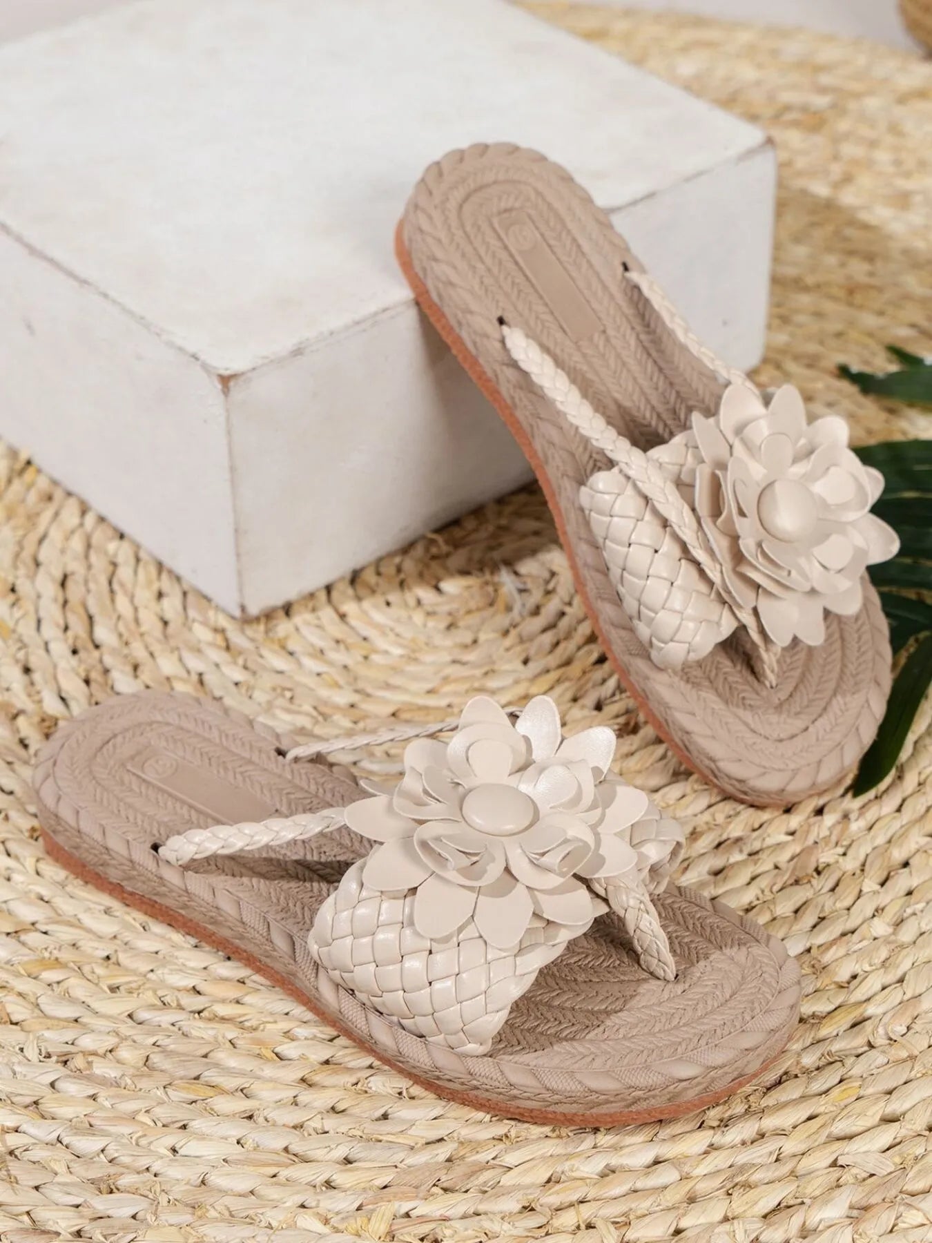 Floral Embellished Comfort Slide Sandals Trendsi