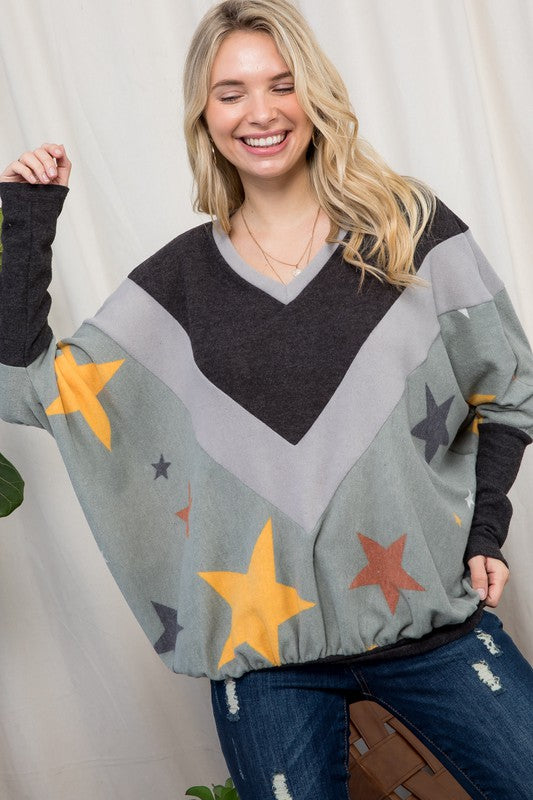 Cozy Star Prints Color Block Oversized Top - Plus Size