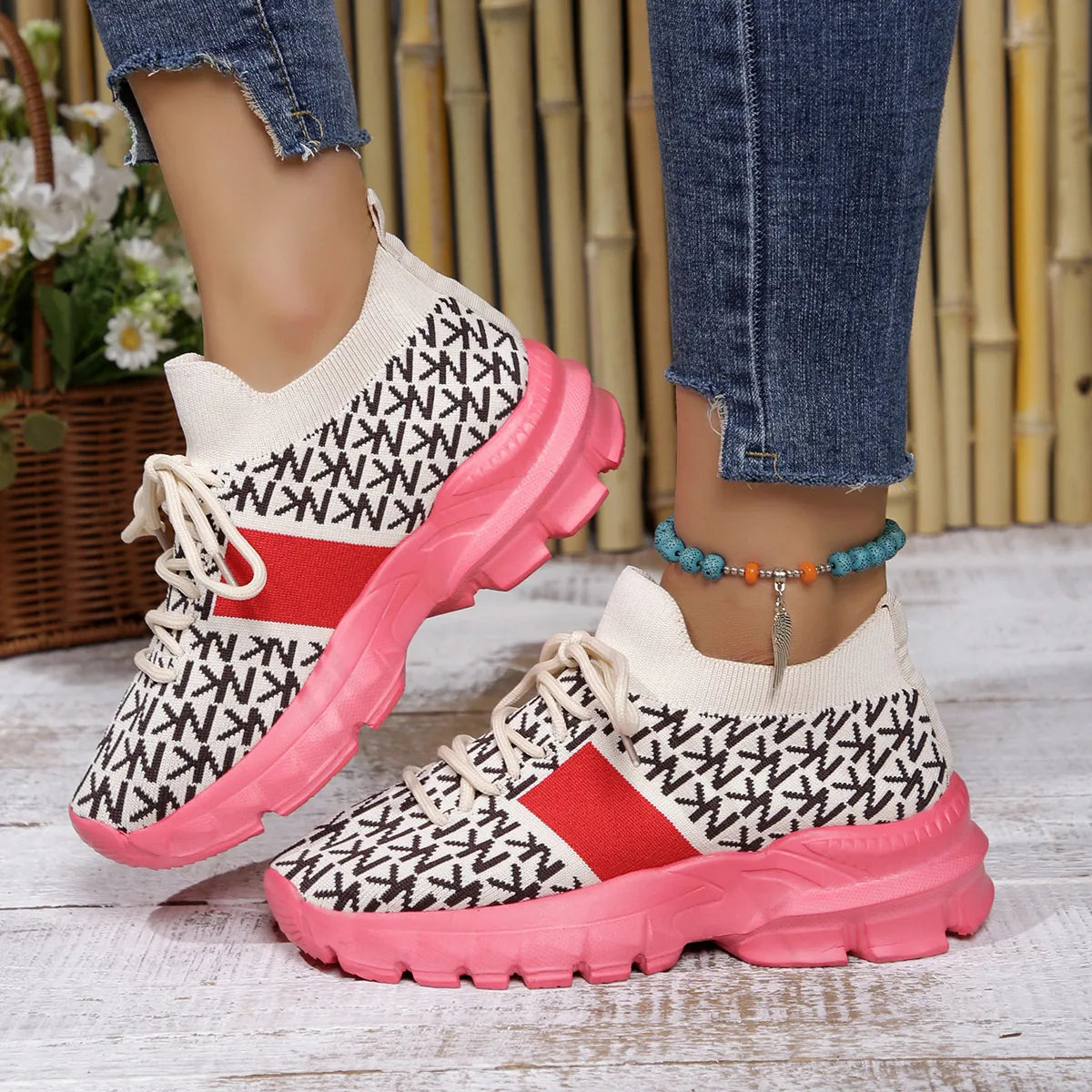 Round Toe Lace Up Sneakers  DAME BOHEME