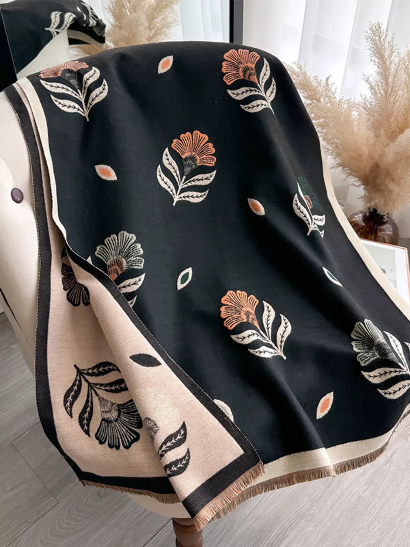 Printed Raw Hem Shawl  DAME BOHEME