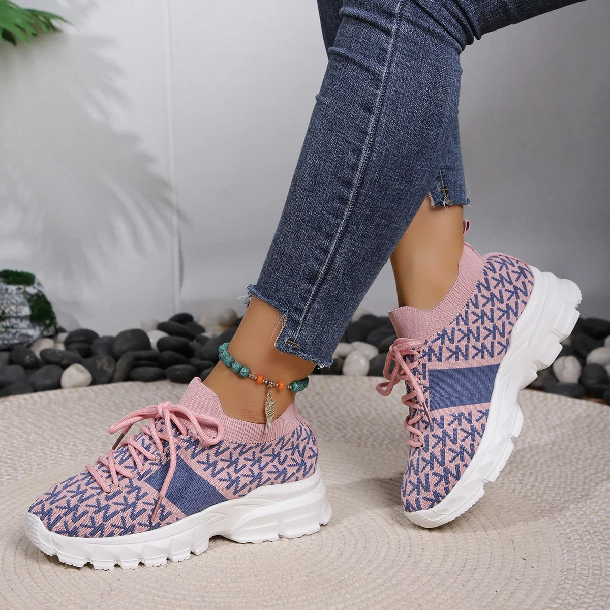 Round Toe Lace Up Sneakers  DAME BOHEME