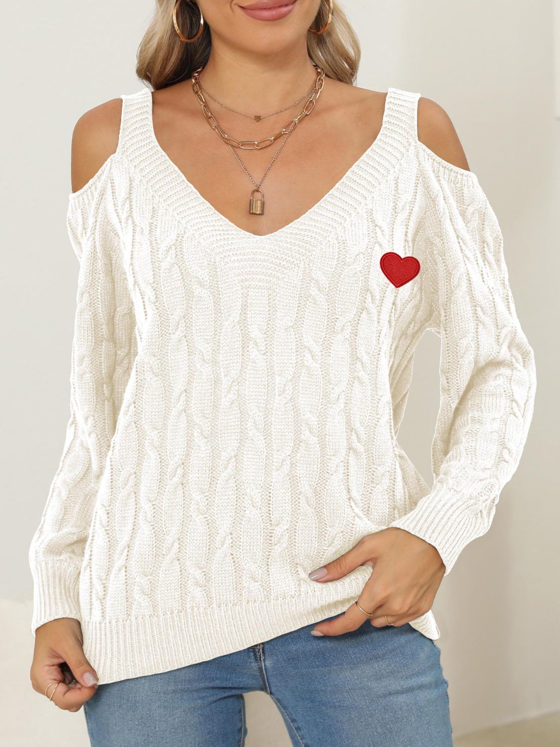 Cable-Knit Heart V-Neck Sweater  DAME BOHEME
