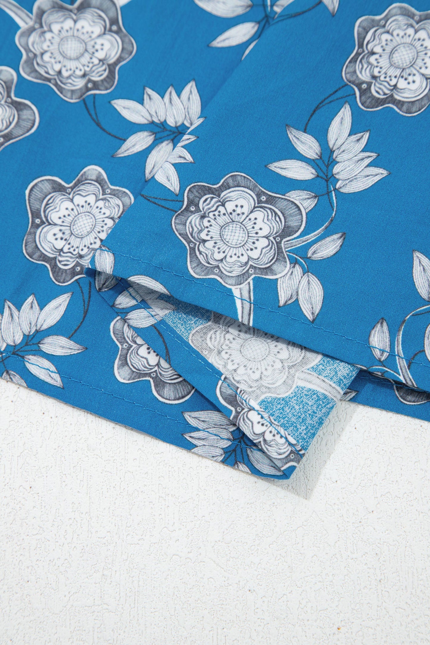 Blue Retro Floral Print Striped Trim Button Neck Short Sleeve Blouse  DAME BOHEME