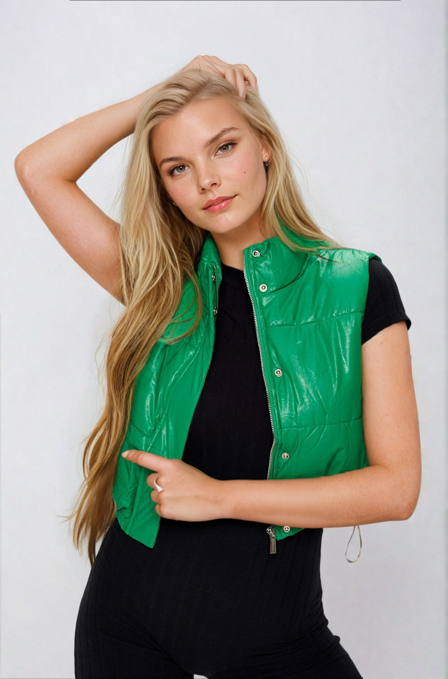 Energy Cropped Vest in Kelly Green  DAME BOHEME